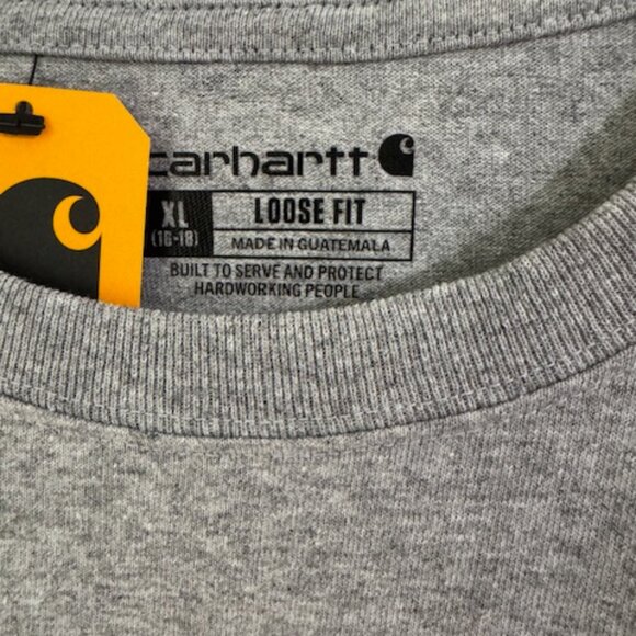 Carhartt Women's Loose Fit Heavyweight Short-Sleeve Pocket T-Shirt - Picture 3 of 5